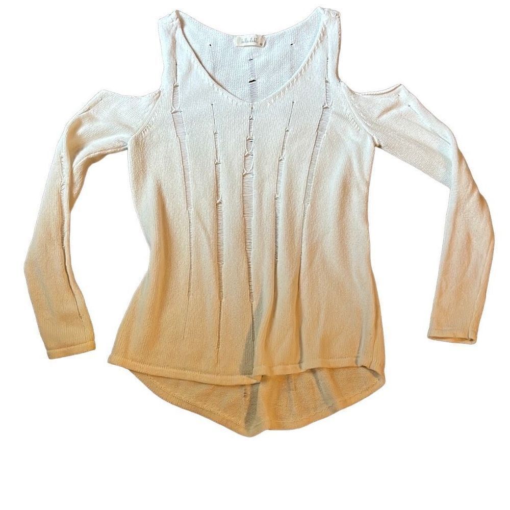 Bella Dahl cold shoulder white distressed top